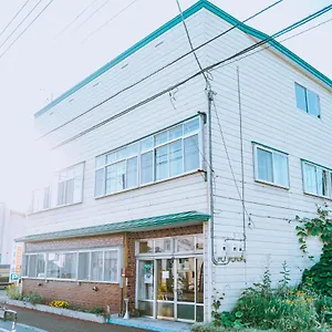 ゲストハウス ゲストハウス＆カフェバー　エストアール, Shibetsu (Kamikawa, Hokkaido)